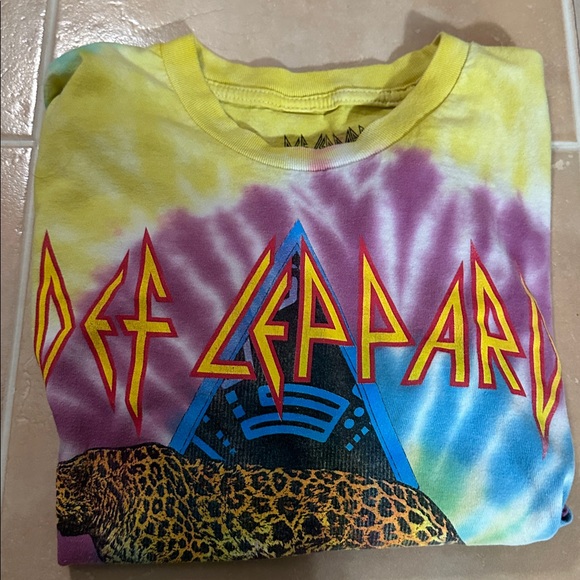 Def Leppard Tie-Dye T-Shirt - Picture 2 of 5